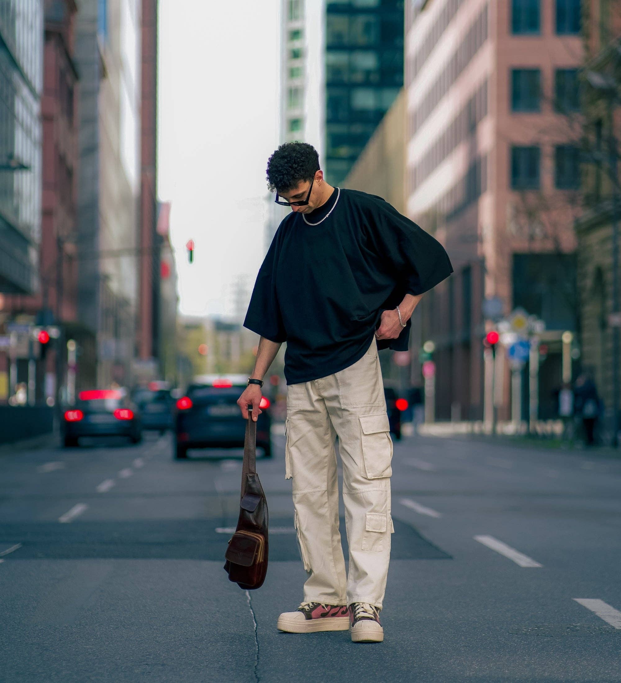 Time Resistance - Venta al por mayor Bolsos bandolera - Unisex - Bolso bandolera de cuero The Monk1