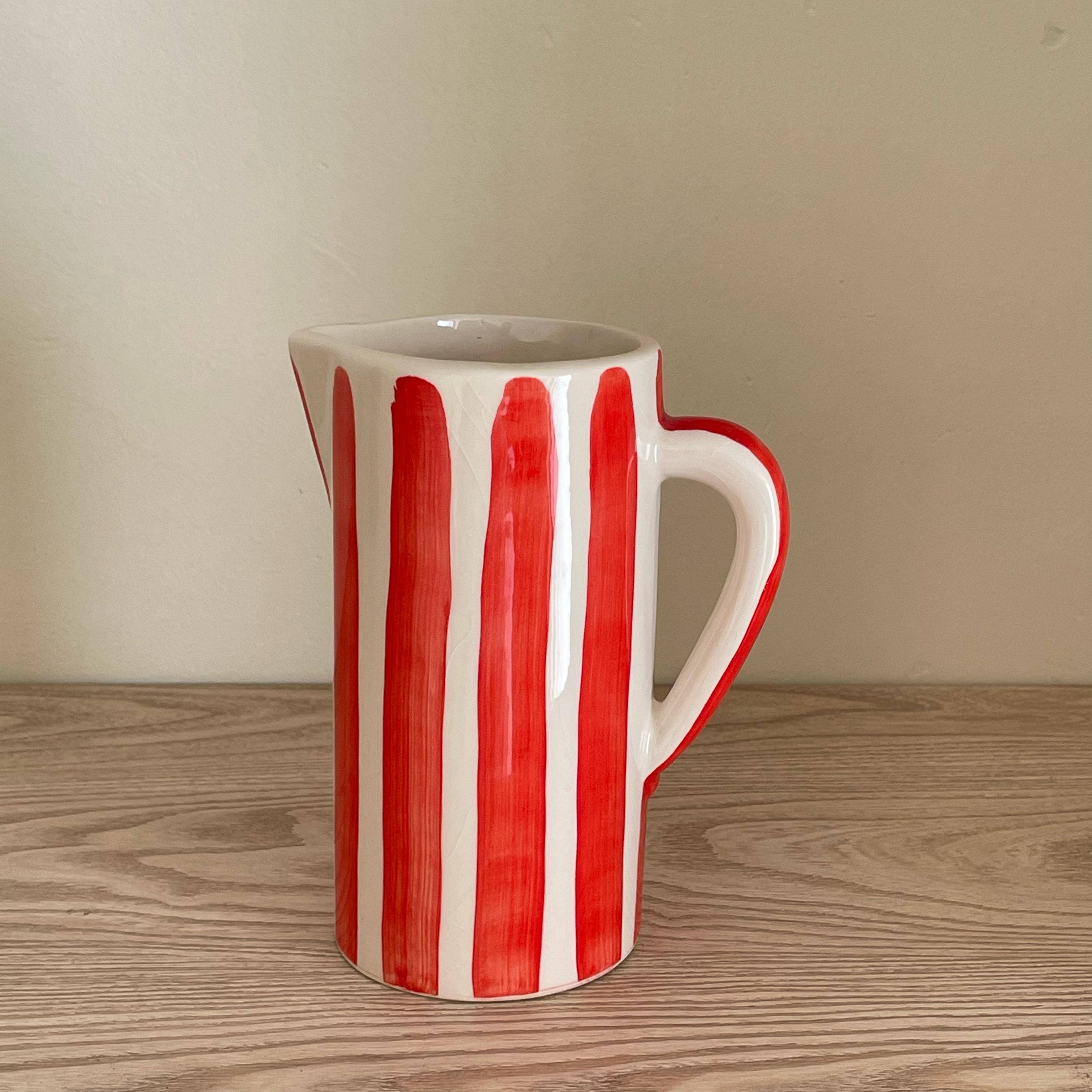 LeBazare - Vendita all'ingrosso Caraffe - Brocca in ceramica a righe rosse e bianche dipinta a mano (1 L)1