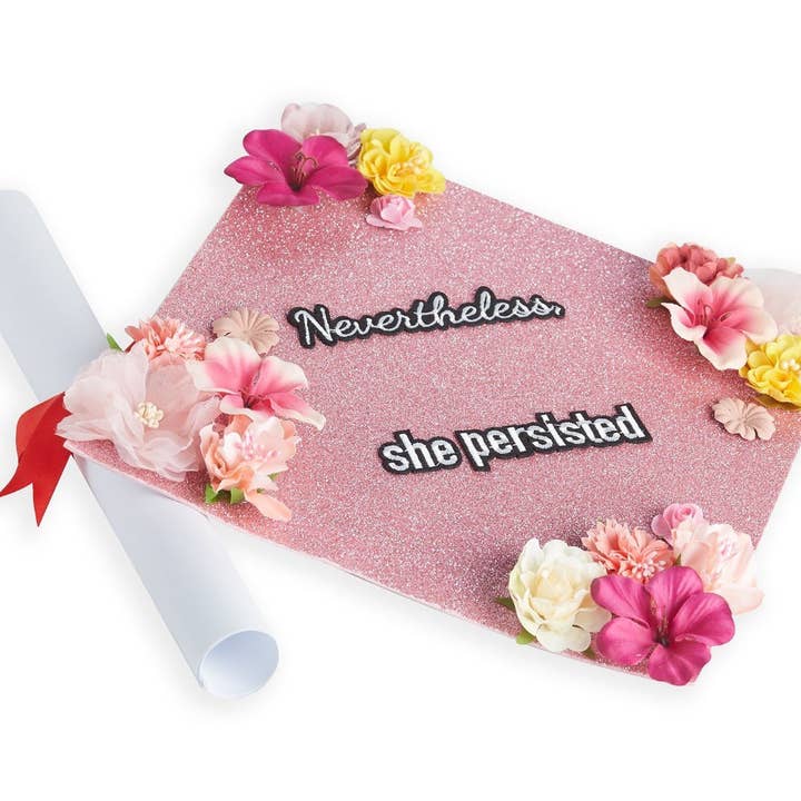 Decorazione floreale fatta a mano per cappello di laurea per la vendita all'ingrosso da parte di Once Upon A Time