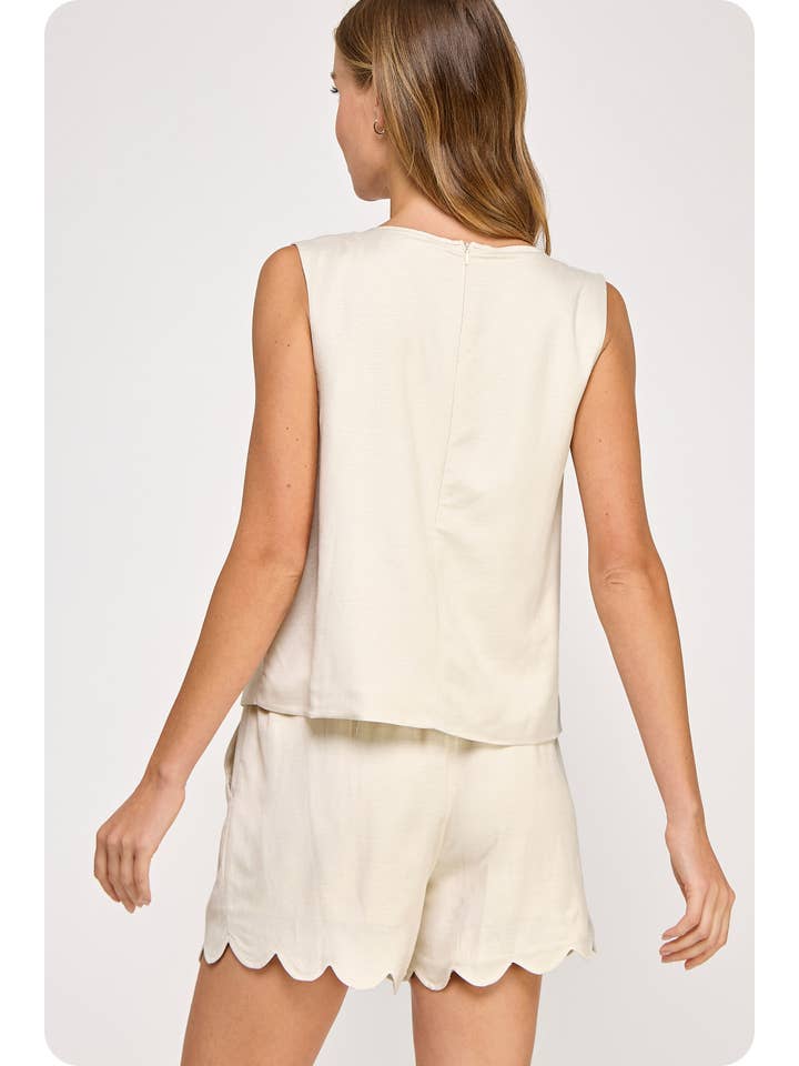 Strut & Bolt - Wholesale Blouse - Women's - Scallop Linen Sleeveless Top