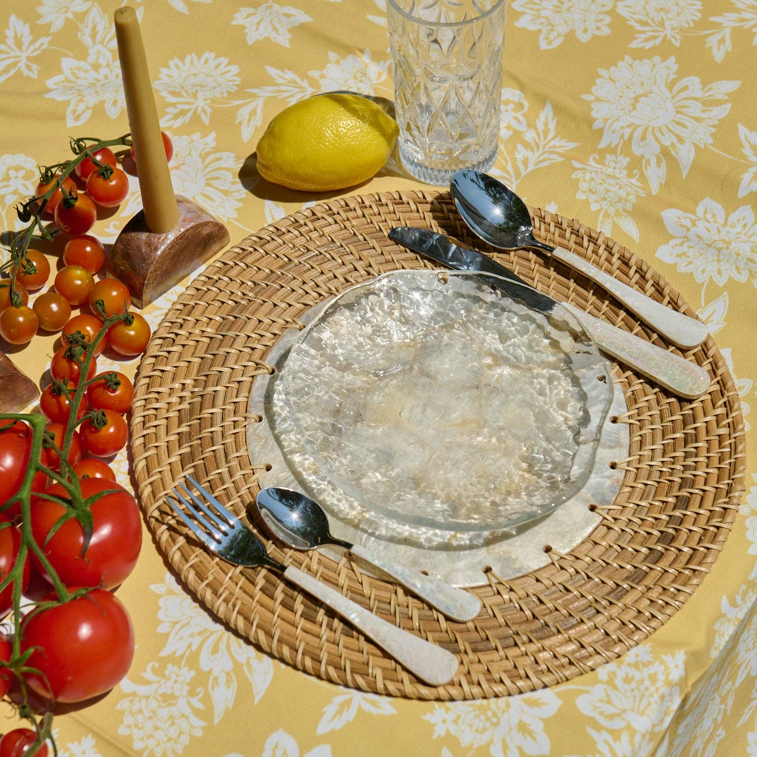 kubo - Wholesale Flatware Set - Mother Of Pearl Flatware, Set of 41