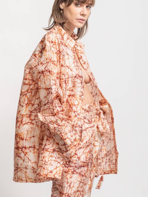 Batikseide handgesponnenes Hemd ohne Taschen, unisex, Maxilänge für den Großhandel von Delfina