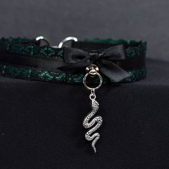 Snake Kitten Play Halsband für den Großhandel von Naughty Pawsies