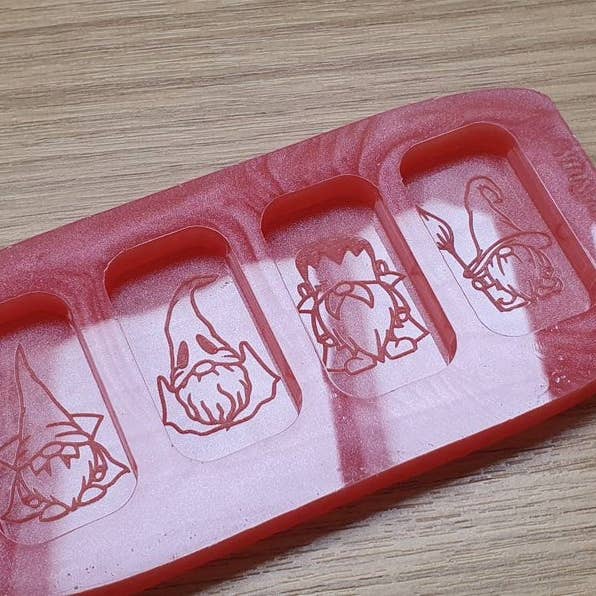 Mr Resin – wholesale Craft supplies – Halloween Gonk / Gnome Wax Melt Silicone Mould - HB Style Size3