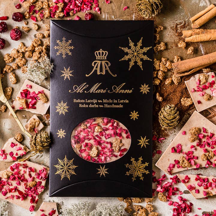 Weißer Schokoriegel mit Cranberry, Zimt und Gold Crunchy für den Großhandel von Al Mari Anni