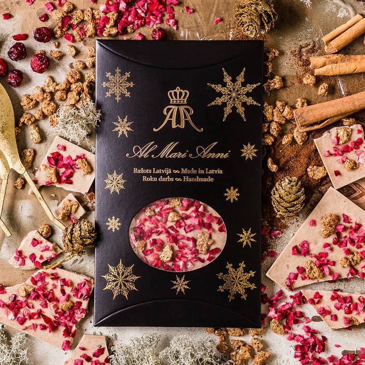 Barra de chocolate blanco con arándanos, canela y oro crujiente para venta al por mayor de Al Mari Anni