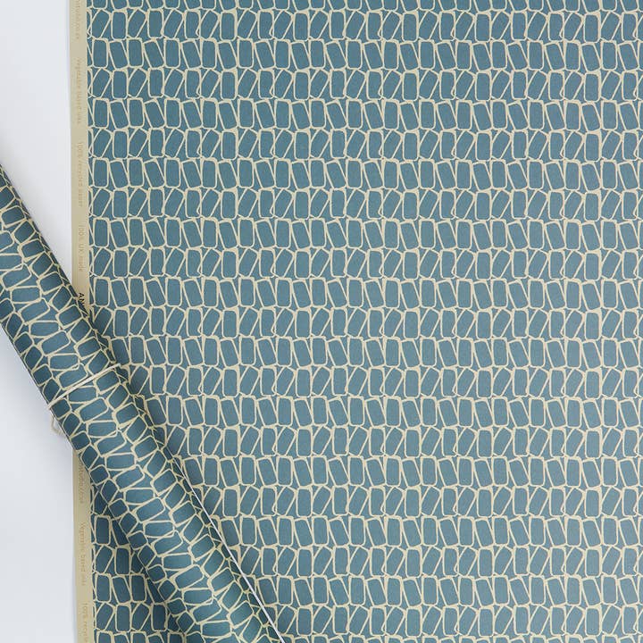 Anne Davison Studio – Engroshandel Indpakningspapir – Domino Gavepapir (blå)