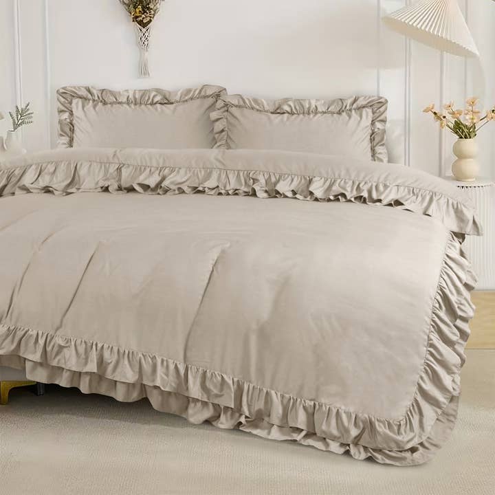 Cotton Passion - Wholesale Bedding Set - Duvet Frill Comforter Cover Set With Beautiful Pillowcases1
