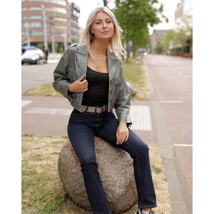 Amsterdam Heritage Leather Belts, Bags, Jackets & Apparel - Wholesale Belt - Women's - Pip | Vintage Full-Grain Leather Belt for Women42