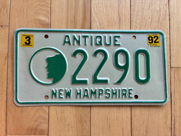 1992 New Hampshire antik nummerplade for engroshandel hos RusticPlates