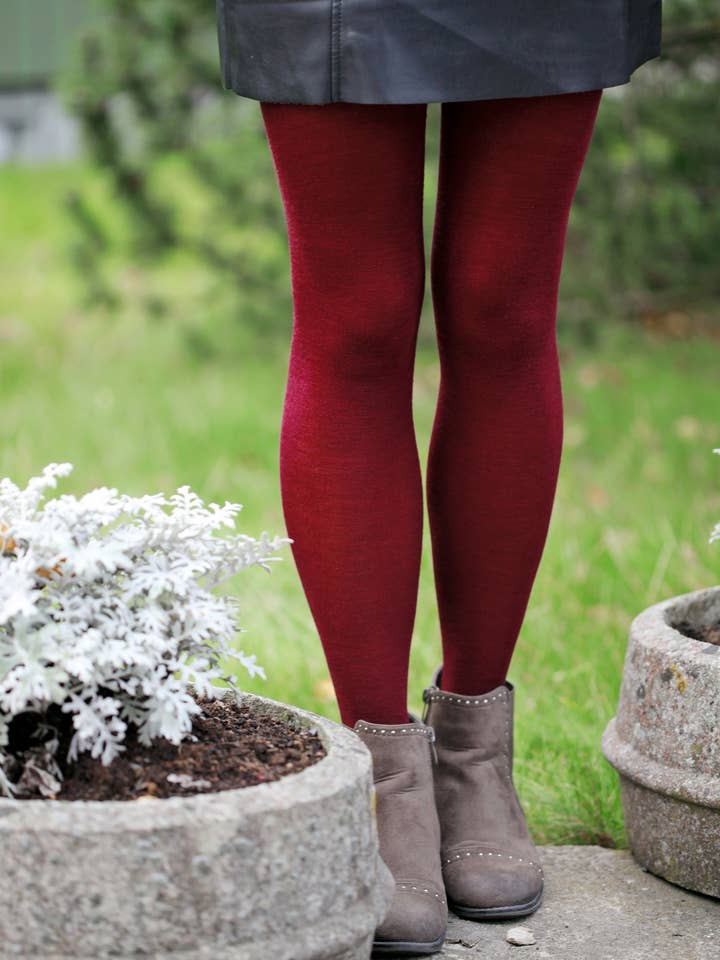 Sokisahtel I BestSockDrawer - Wholesale Tights - Women's - MILANA bordeaux merino tights1