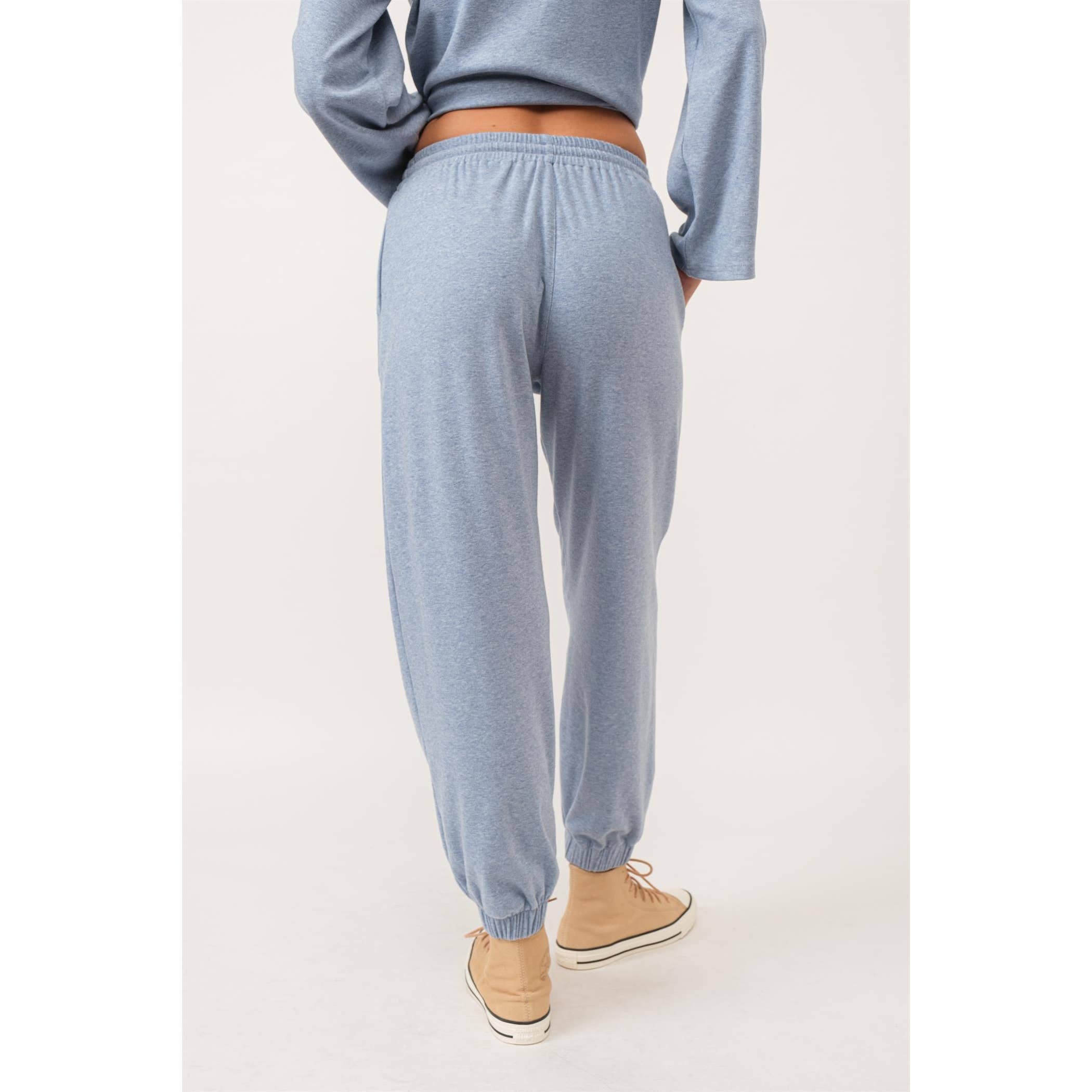 The GREii - Wholesale Lounge Set - Women's - Cozy Knit Loungewear Set17