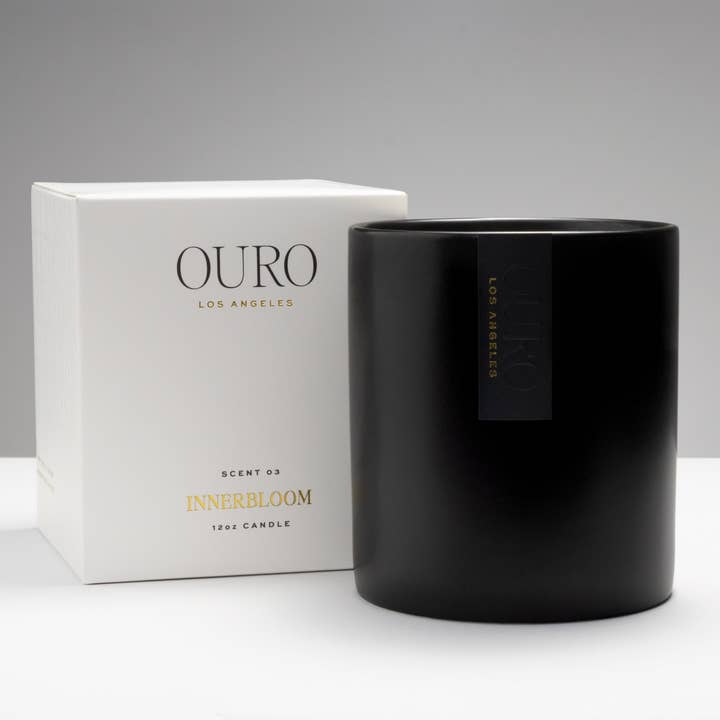 Fioritura interna per la vendita all'ingrosso da parte di OURO Los Angeles