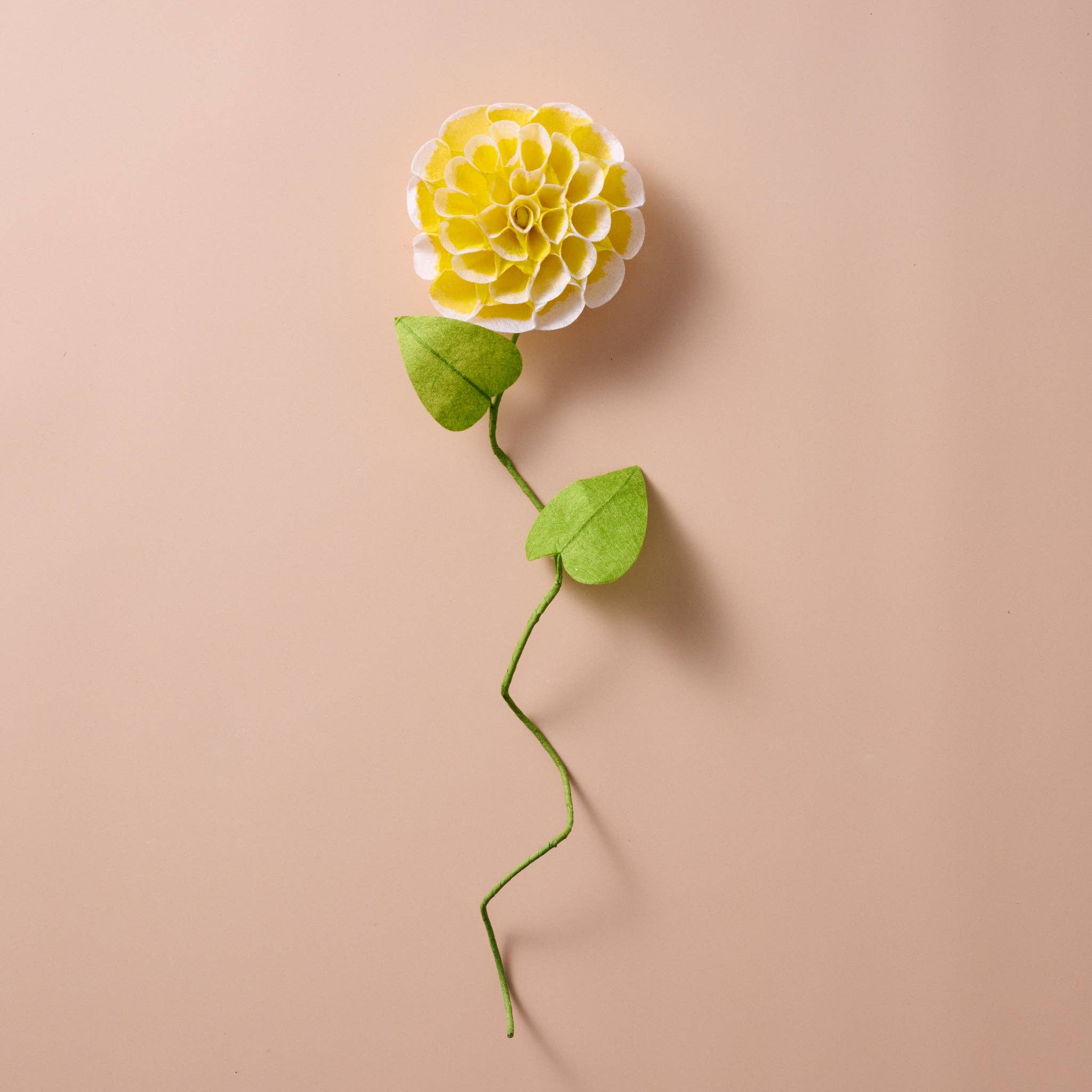 Ten Thousand Villages - Vente Fleurs artificielles - Fleurs de dahlia en papier de soie - Jaune1