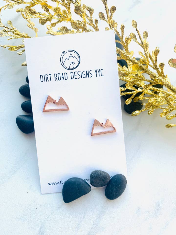 Collezione Moon Oro Rosa Mountain Love per la vendita all'ingrosso da parte di Dirt Road Designs YYC