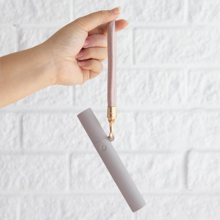 Bobbleware - Wholesale Drinking straw - Bobbleware Wrist Strap™4