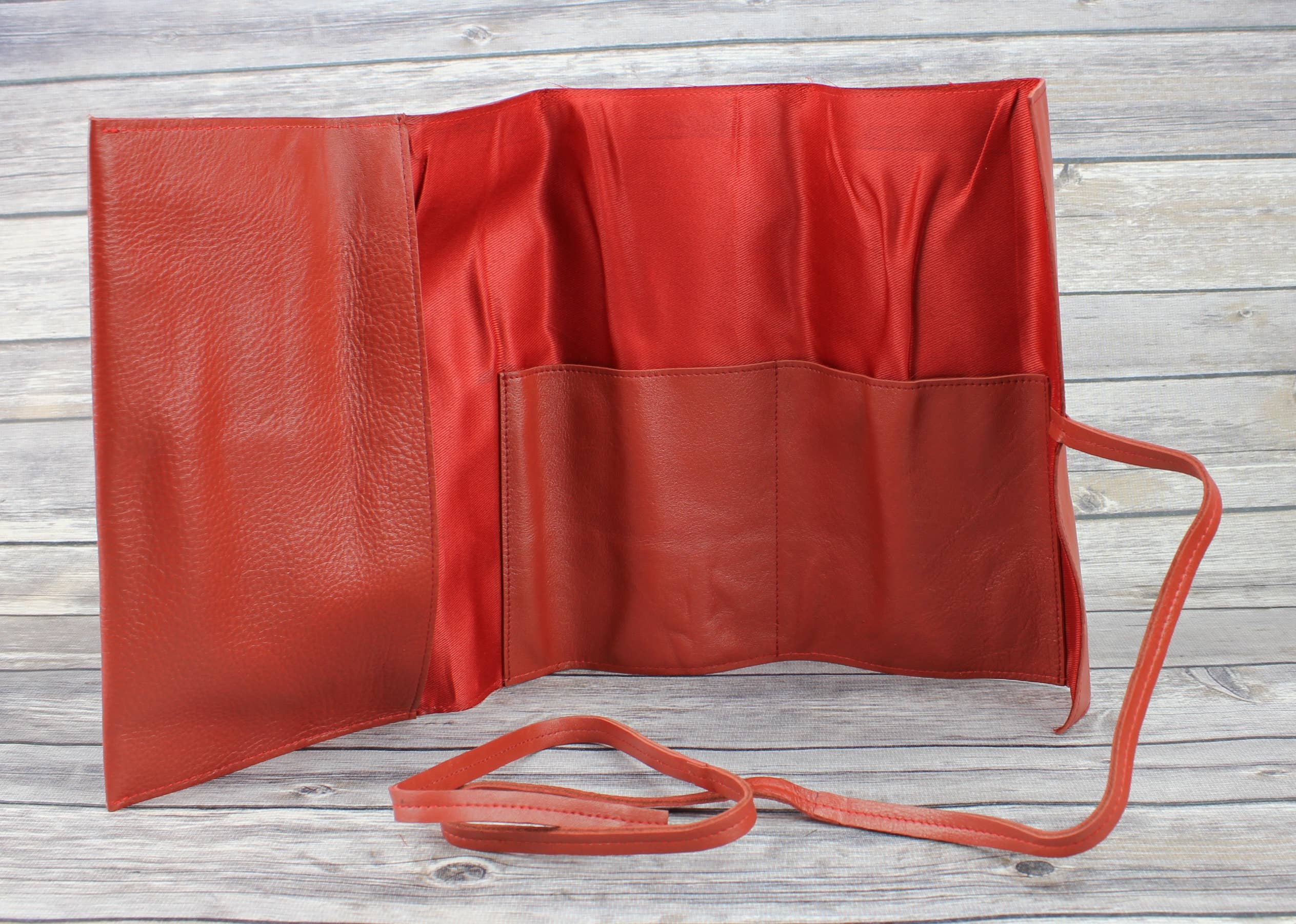 Leather Impressions Inc - Wholesale Cord Holder - Leather Roll up Cord Keeper Wrap Around Tech Case7