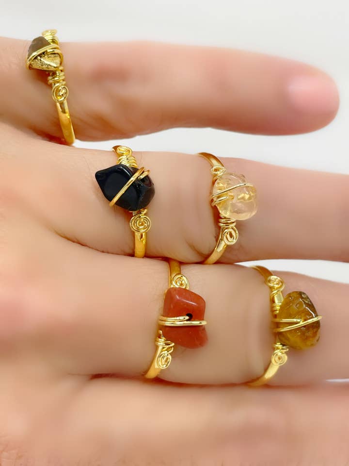 Bague réglable en pierre naturelle plaqué or ou argent pour la vente par Nai Gifts