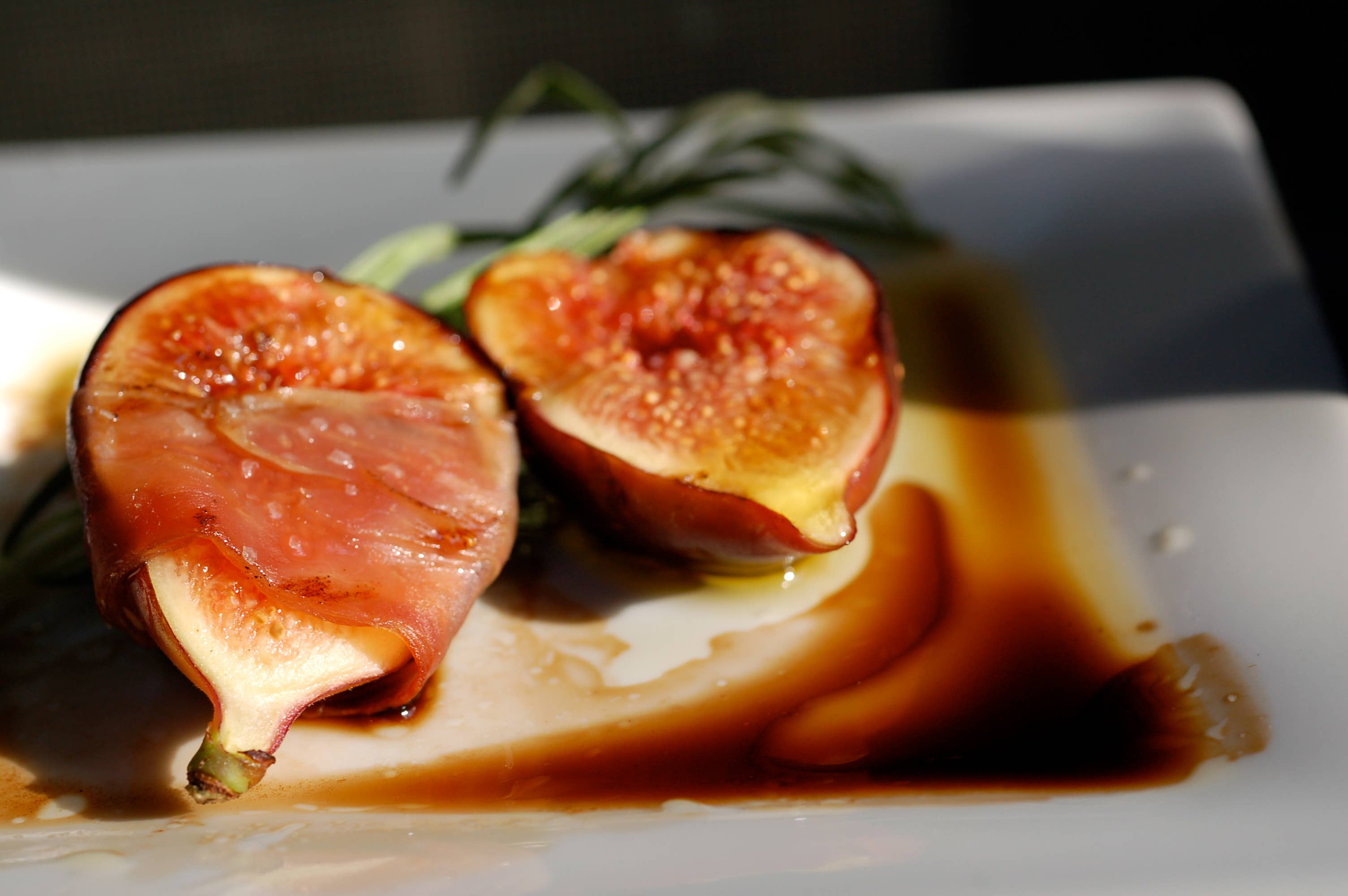 O Olive Oil & Vinegar - Wholesale Vinegar - O Oak Aged Balsamic Vinegar2