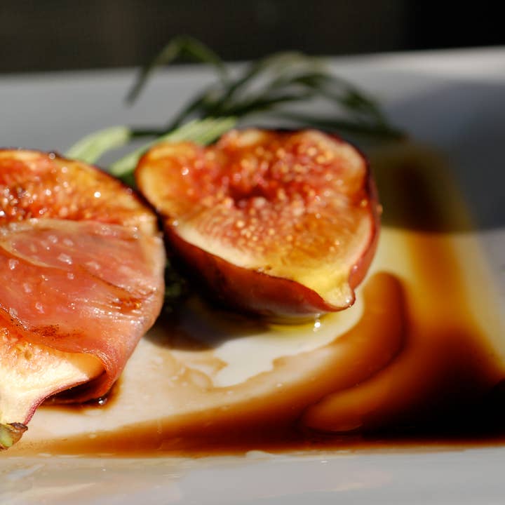 O Olive Oil & Vinegar - Wholesale Vinegar - O Oak Aged Balsamic Vinegar2