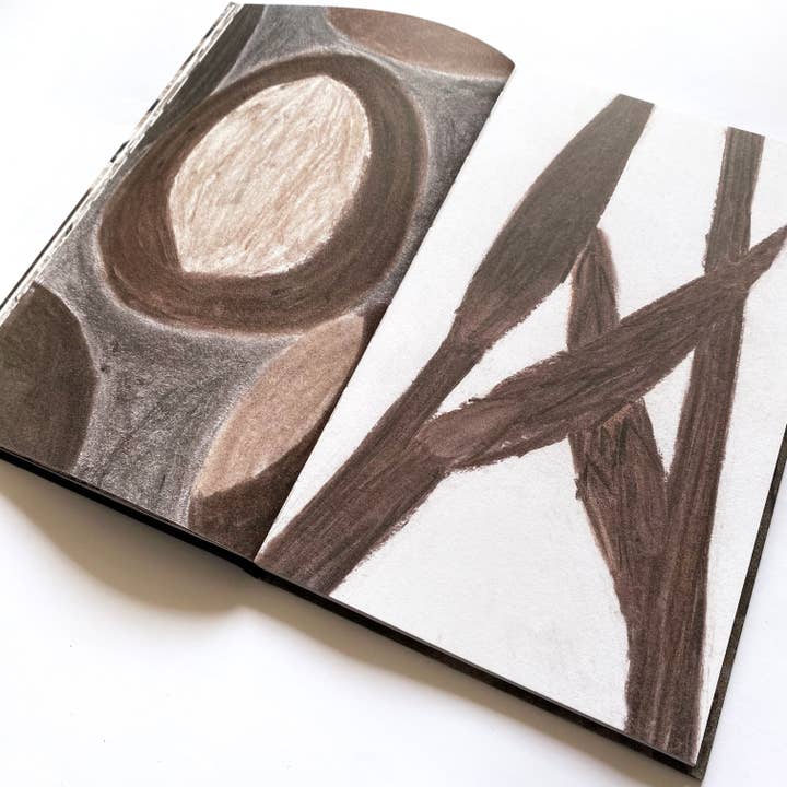 La Partie - Wholesale Display Book - Lucky night/Walk in the forest/Charcoal/Artist book7