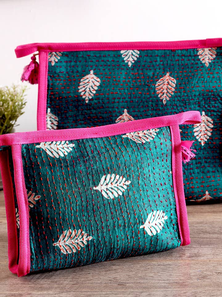 Juego de 2 neceseres de seda Kantha para venta al por mayor de Sevya Handmade