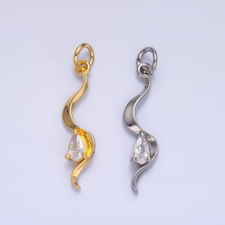 24K Guld Fyldt Klar CZ Geometrisk Kurve Charm i Guld & Sølv | W813 for engroshandel hos Aim Eternal