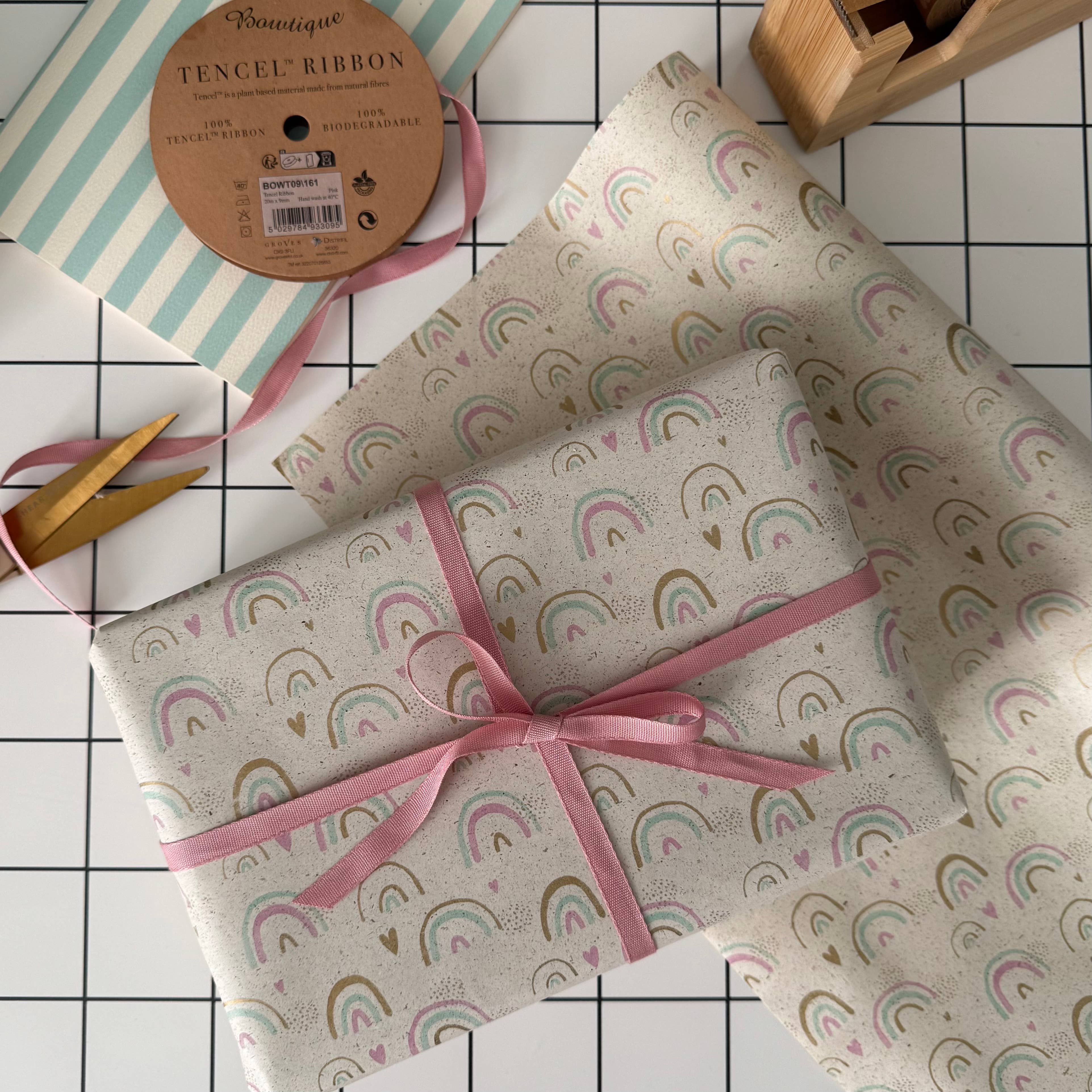 Cascayde – wholesale Omslagspapper på rulle – 5 m rulle med regnbågsfärgat omslagspapper (500 mm brett)1