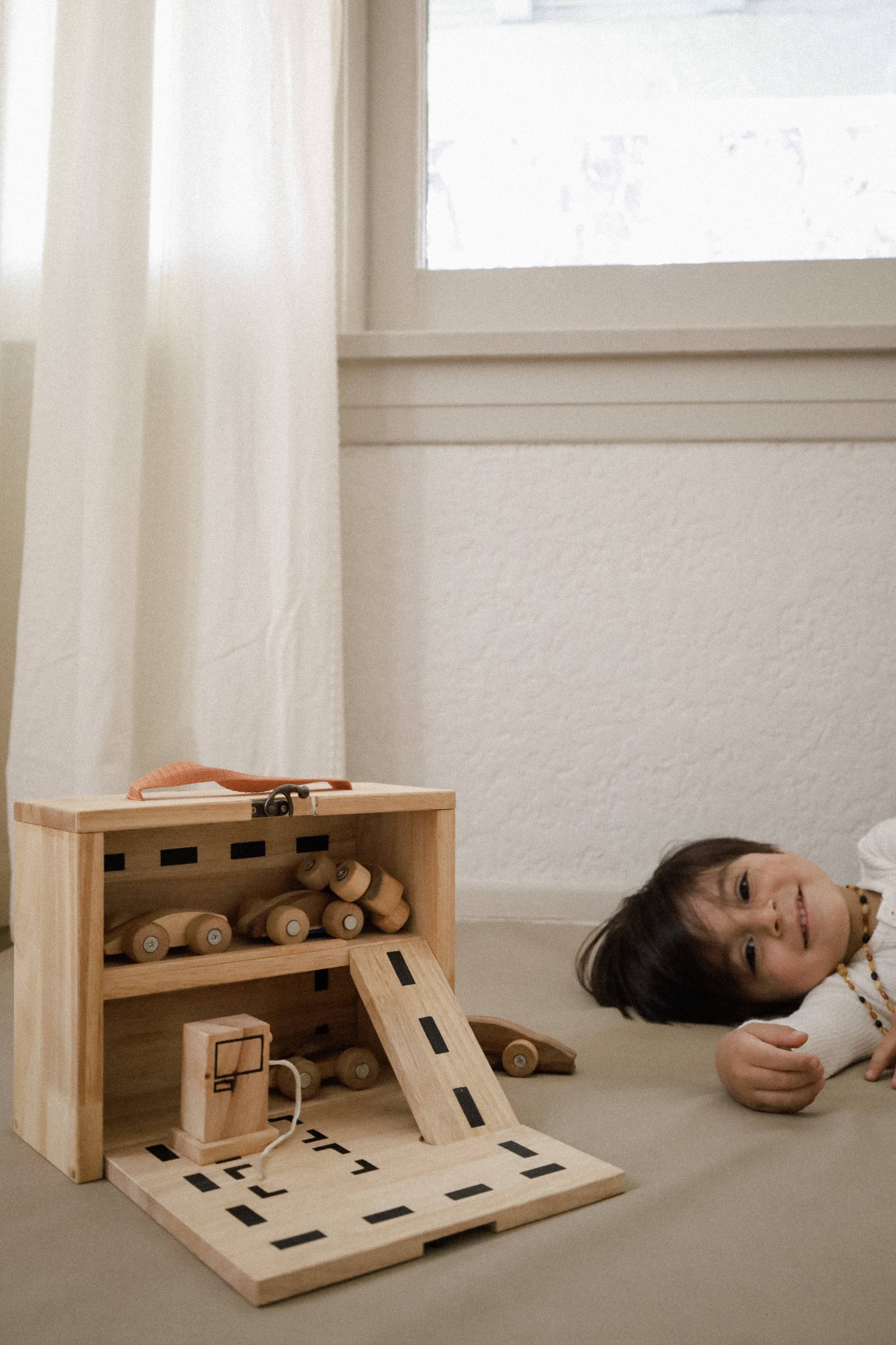 Q Toys – Großhandel Spielzeugset – Kinder – Tragbares Parkset5