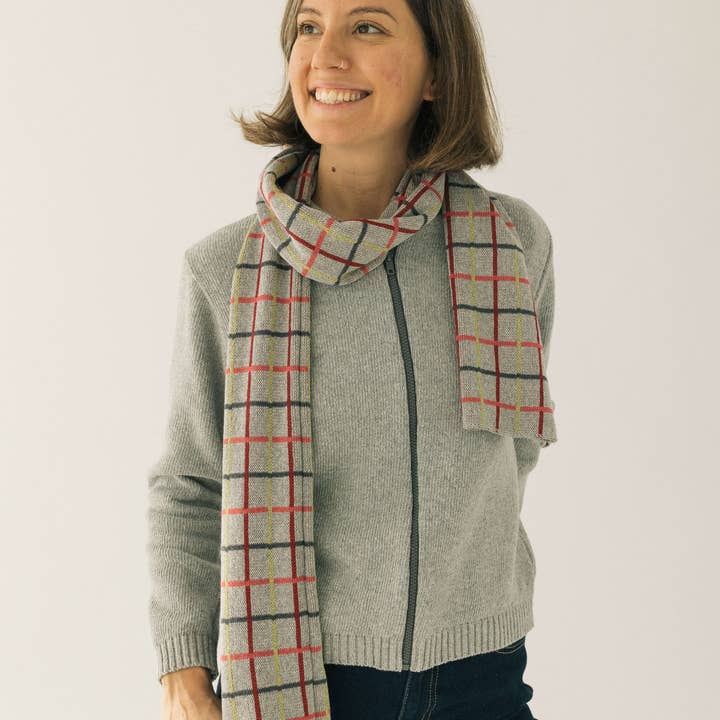 Cent agulles - Wholesale Scarf - Unisex - Light gray Quadri scarf1