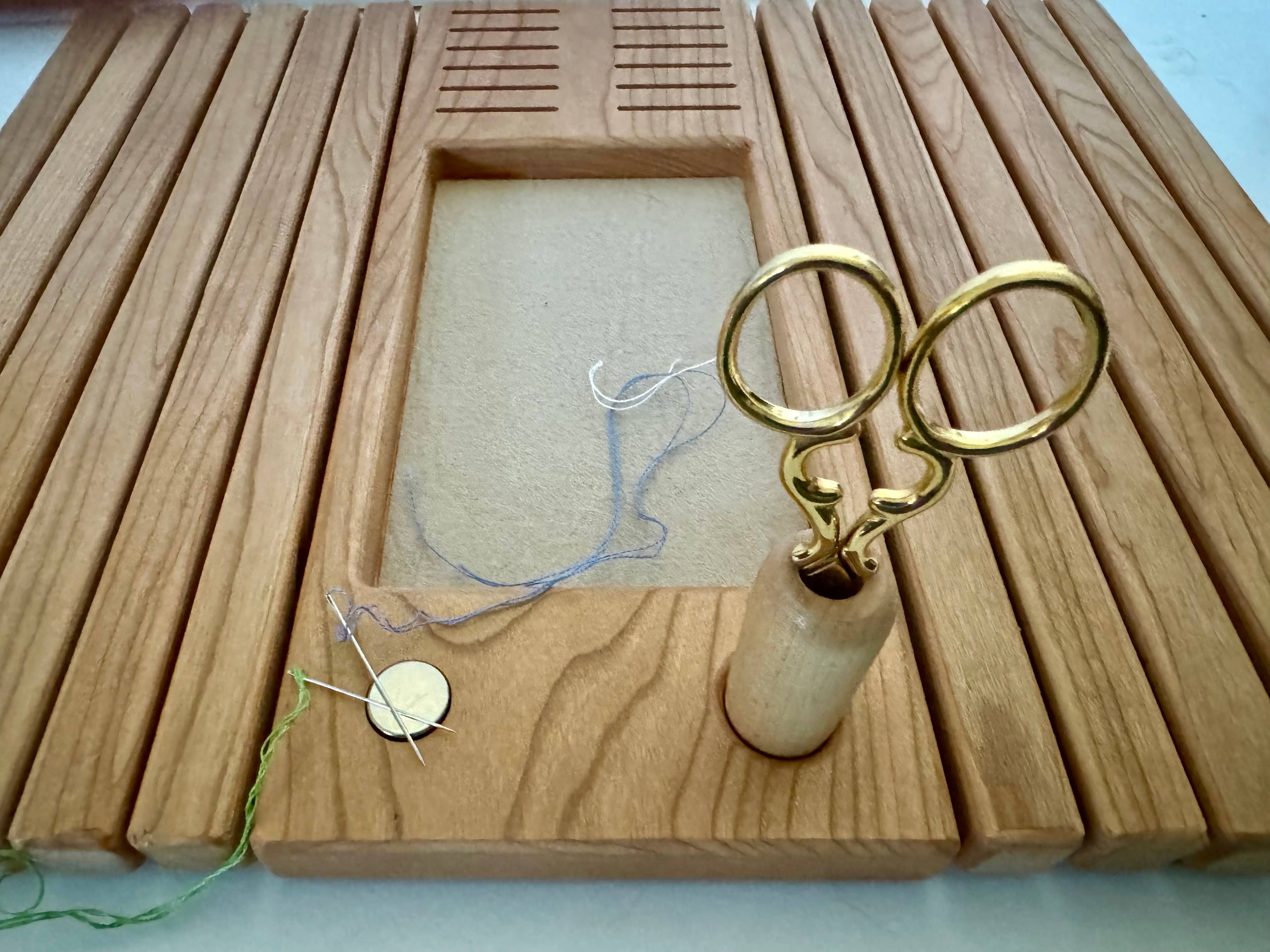 J&K Canfield Creations - Wholesale Craft Supplies - Arm Tray for Sewing, Sofa Tray for Sewing, Needlework 3