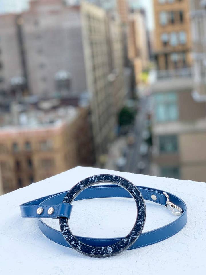 Trela Susan para cães de estimação em pele de cobalto resistente a arranhões por atacado de Shaya Pets