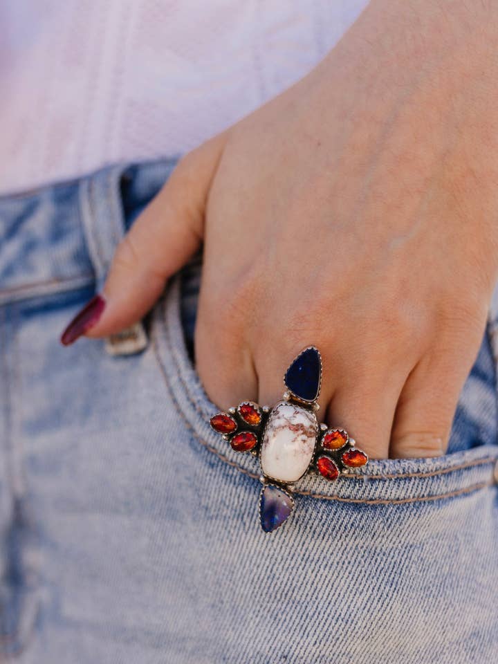 Australsk opal, Wildhorse & ravklynge ring for engroshandel hos Krush Kandy