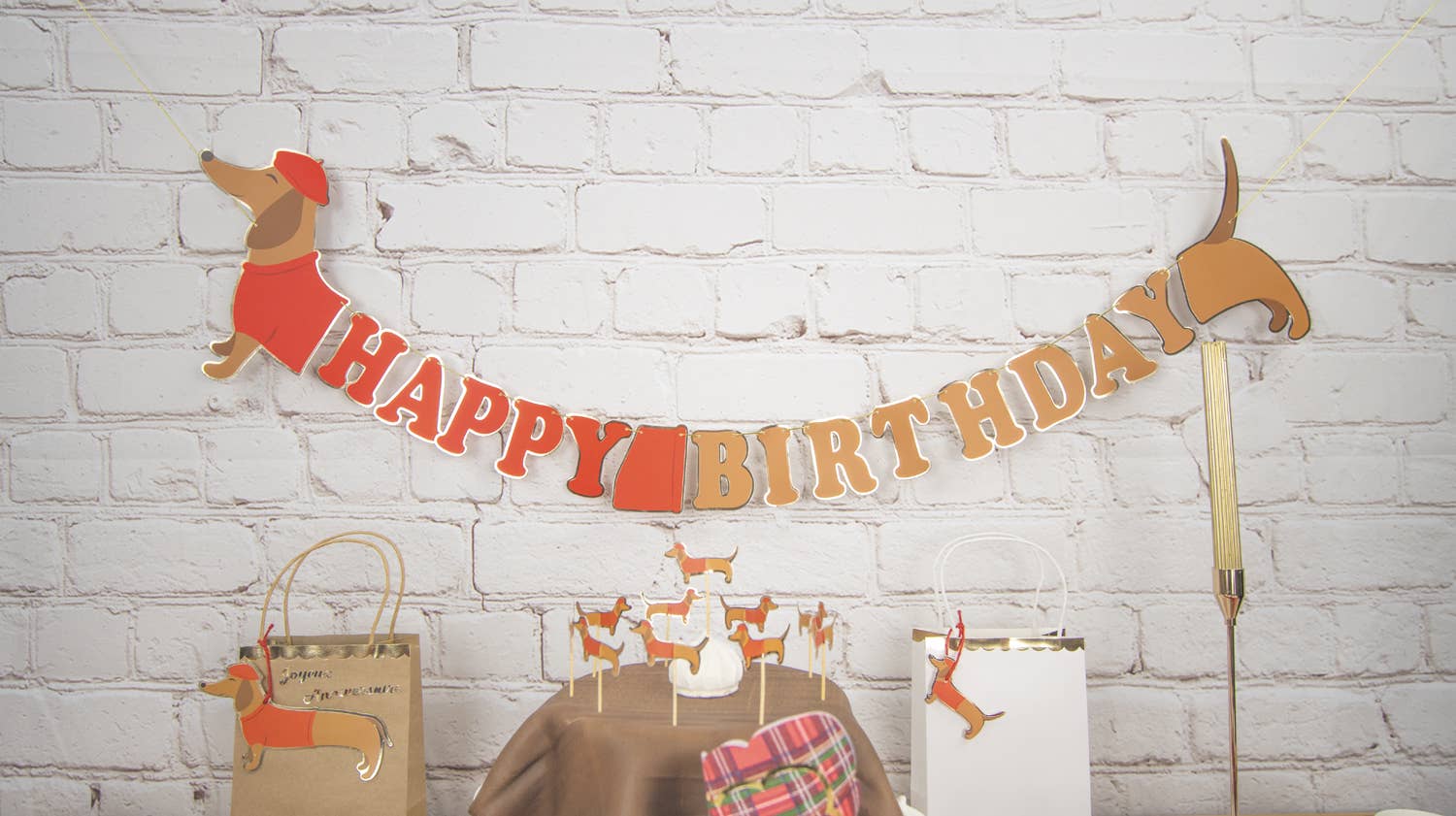 Tim&Puce Factory – Engroshandel Guirlande – HB 2 m girland med gravhund3