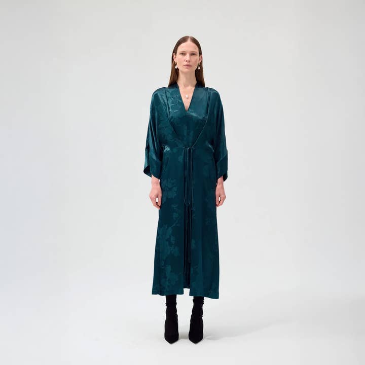 Lotta kimono i grönt för wholesale av eikō ai