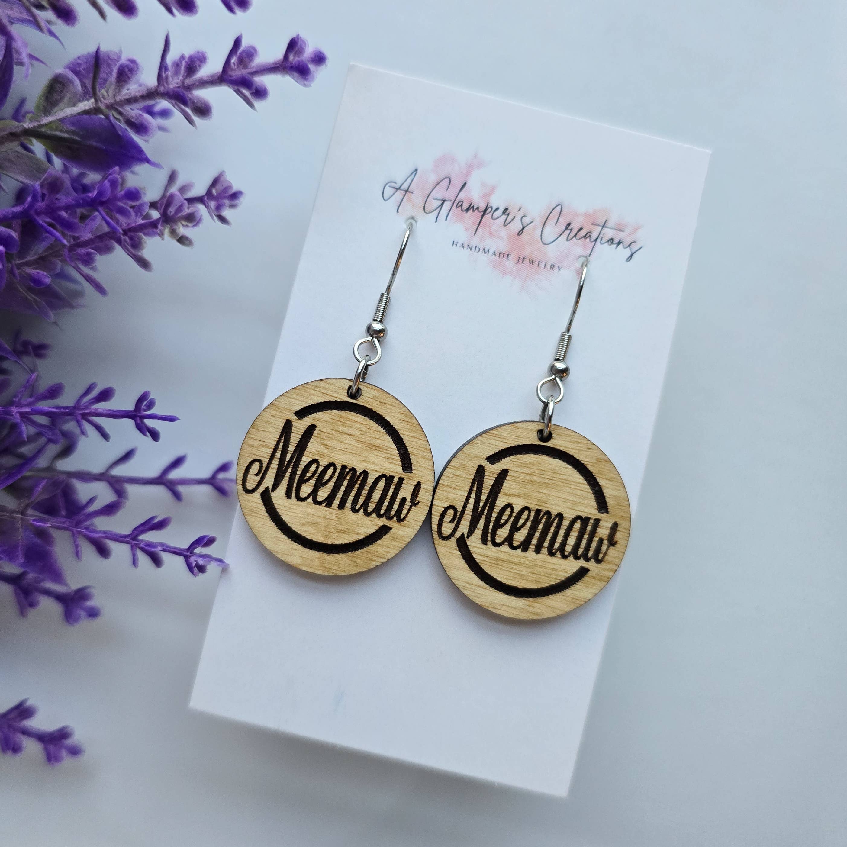 A Glamper's Creations LLC – wholesale Hängande örhängen – Mors dag träörhängen - Meemaw0