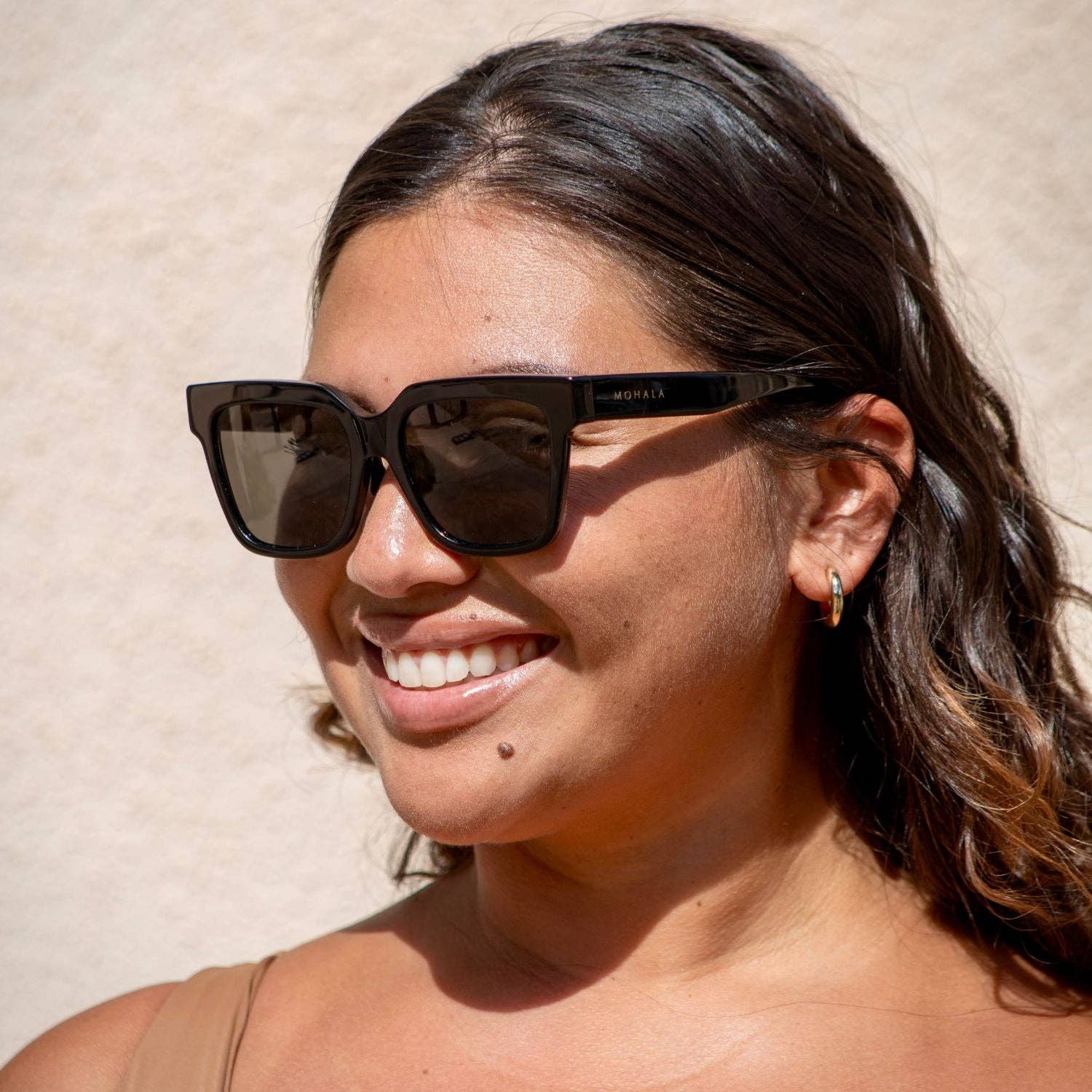 Mohala Eyewear - Vendita all'ingrosso Occhiali da sole - Donna - Occhiali da sole quadrati polarizzati Hana25