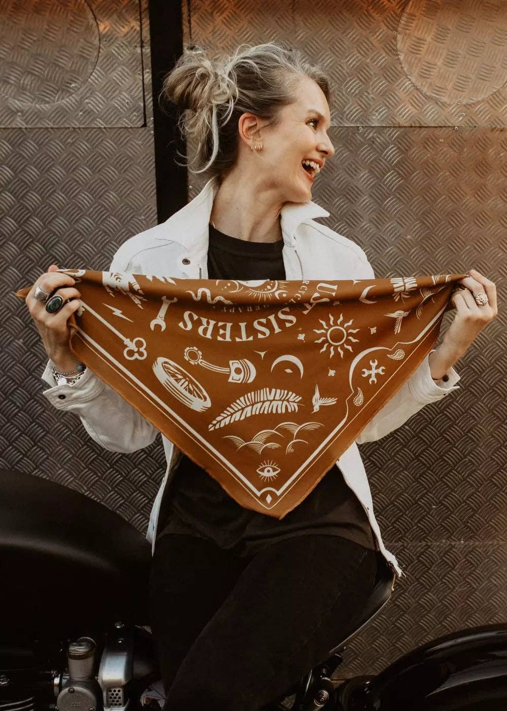WILDUST - Wholesale Scarf - Women's - MOTORCYCLE SCARF - MOTO THERAPY CAMEL0