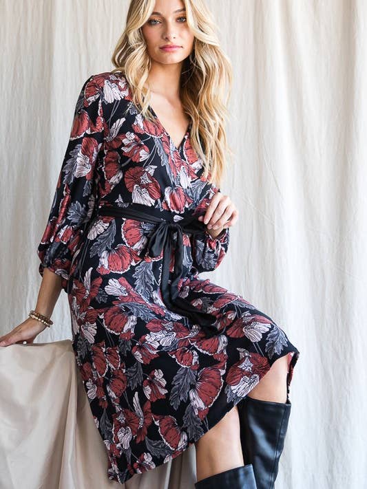 Blommig Slipsklänning med Omlottkjol för wholesale av Steals & Deals