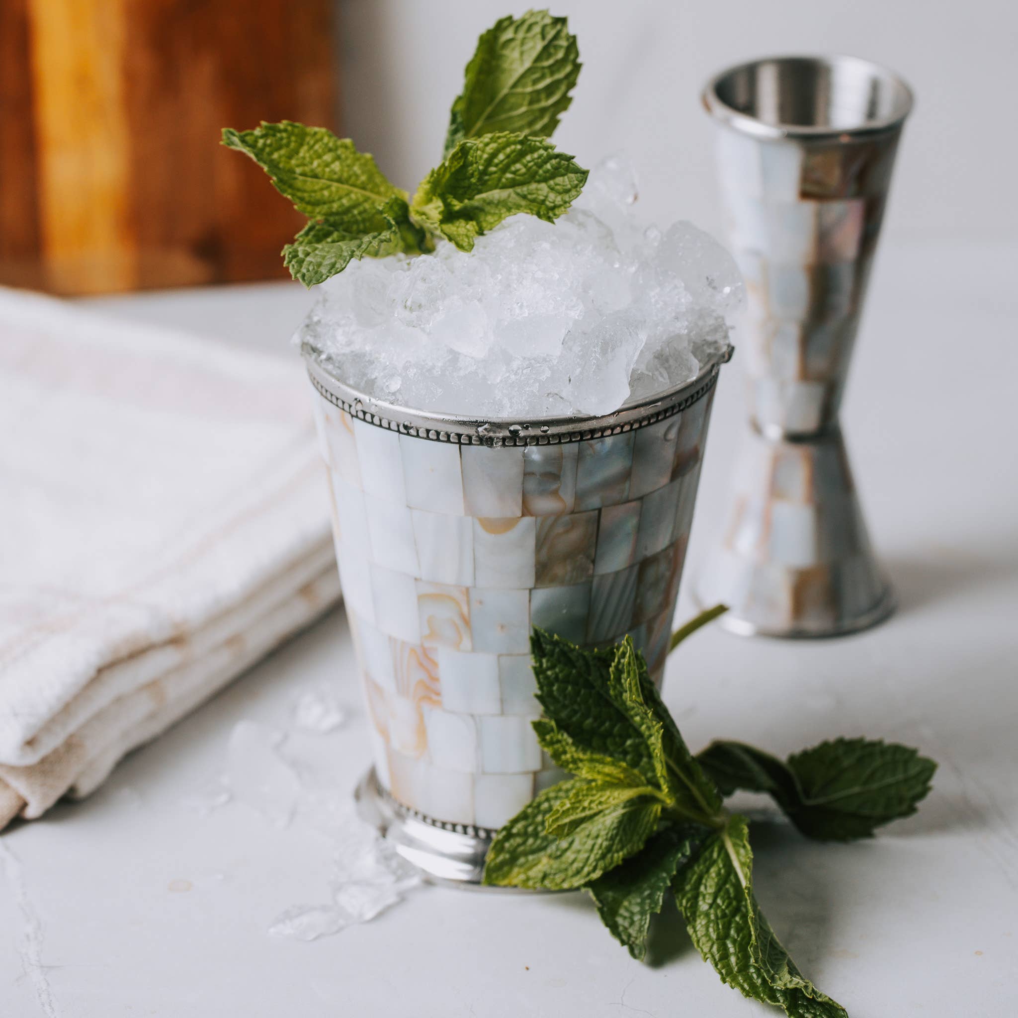 Bull in China - Vente Verres à cocktail/alcool - Julep Cup | Nacre0