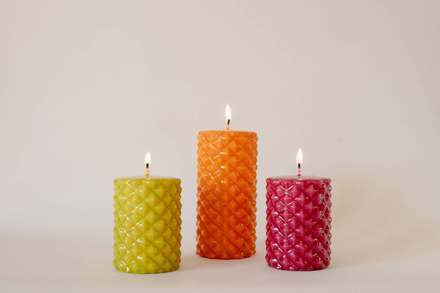 Manulena – wholesale Pelarljus – Stolpljus Tropical med lackade piggar, stor, orange2