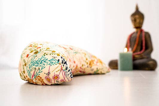 Goldwerk Schliersee - Wholesale Meditation Supplies - Wild Meadow Half Moon Cushion