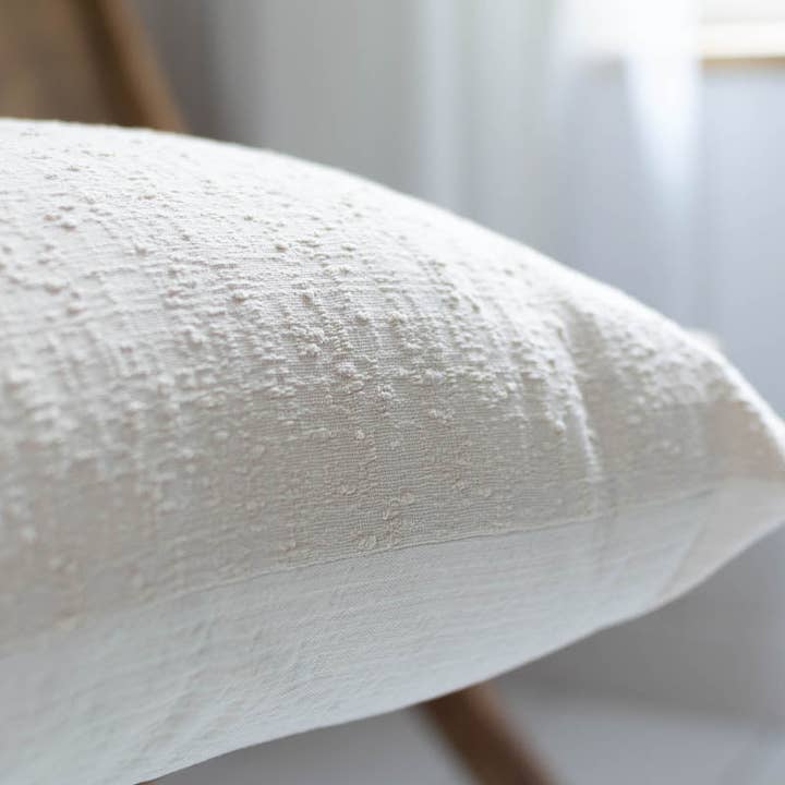 Fair + Simple - Wholesale Throw/Decorative Pillow - Woven Pillow in Textured Beige4