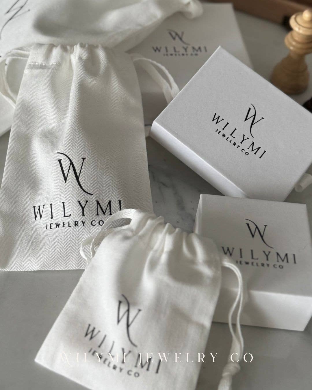 WILYMI Jewelry Co – Großhandel Perlenarmband – Armband mit weißer Barockperle | Versilbert10