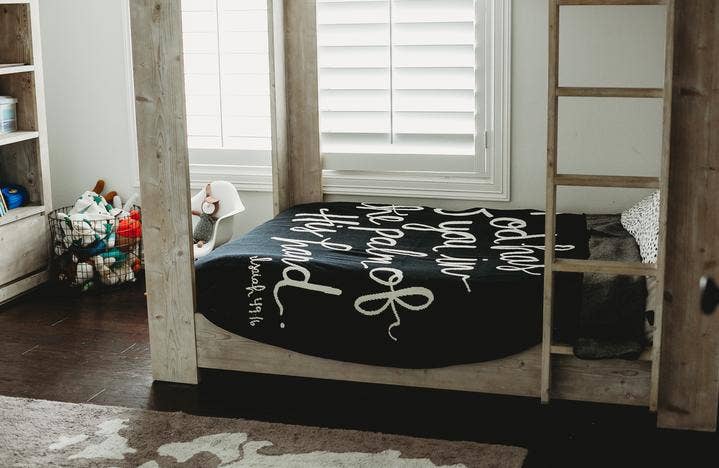 Modern Burlap - Vente Plaids - Fabriqué aux États-Unis | Couverture God Has You1