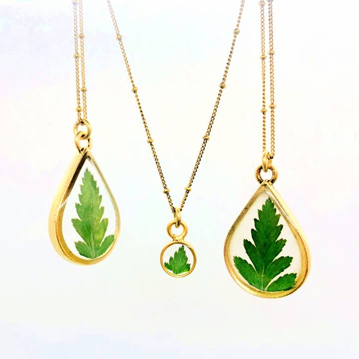 Her Hero, LLC - Wholesale Pendant/Charm Necklace - Solitaire Leaf teardrop necklace Antique Gold1