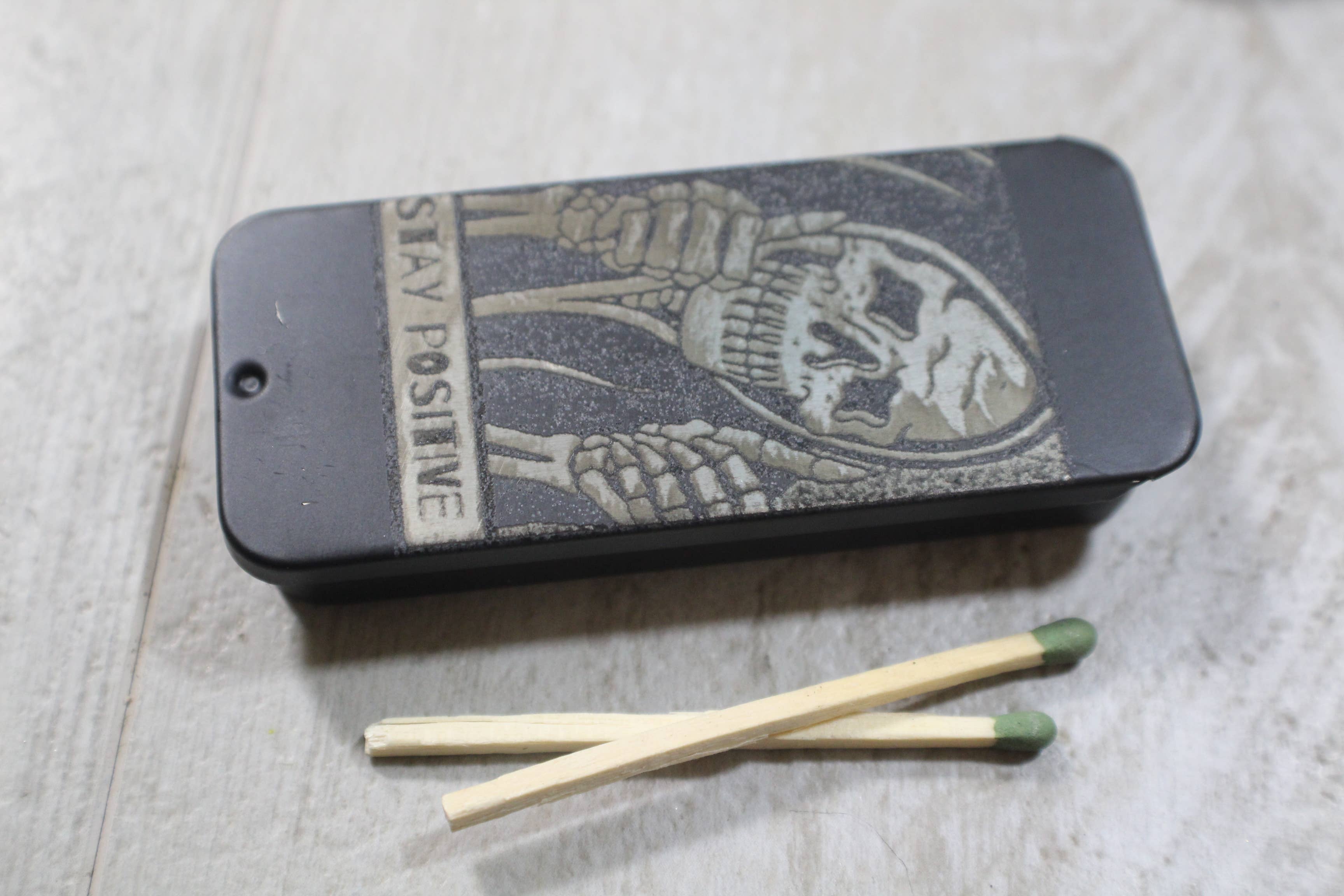 Raven Design - Wholesale Matches - Black Metal Match Refillable Tin13