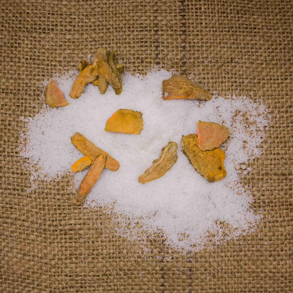 Ilanga Nature - Wholesale Salt - Turmeric Fleur de Sel 175g4