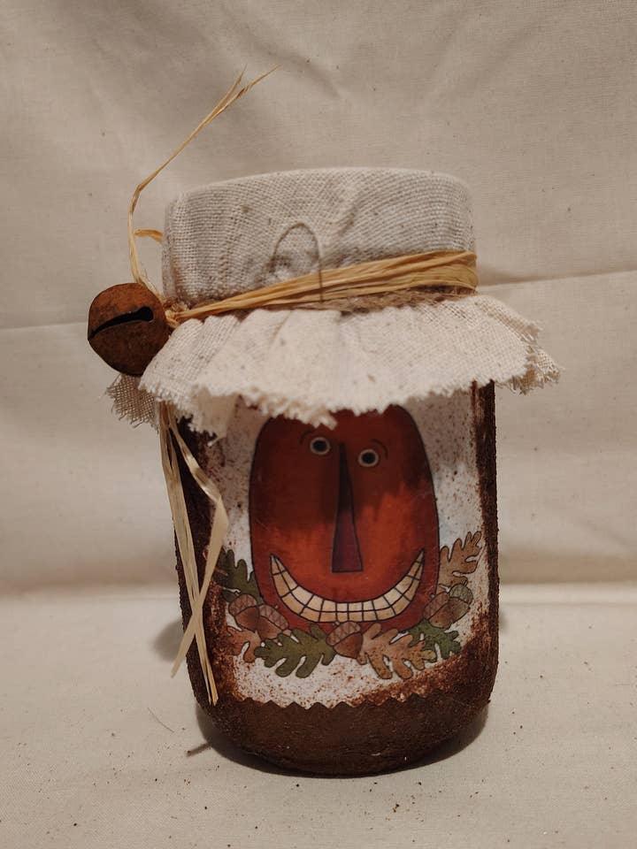 Ptimitive Pumpkin Grubby Jar for wholesale by The Heritage Primitive Gift Shoppe