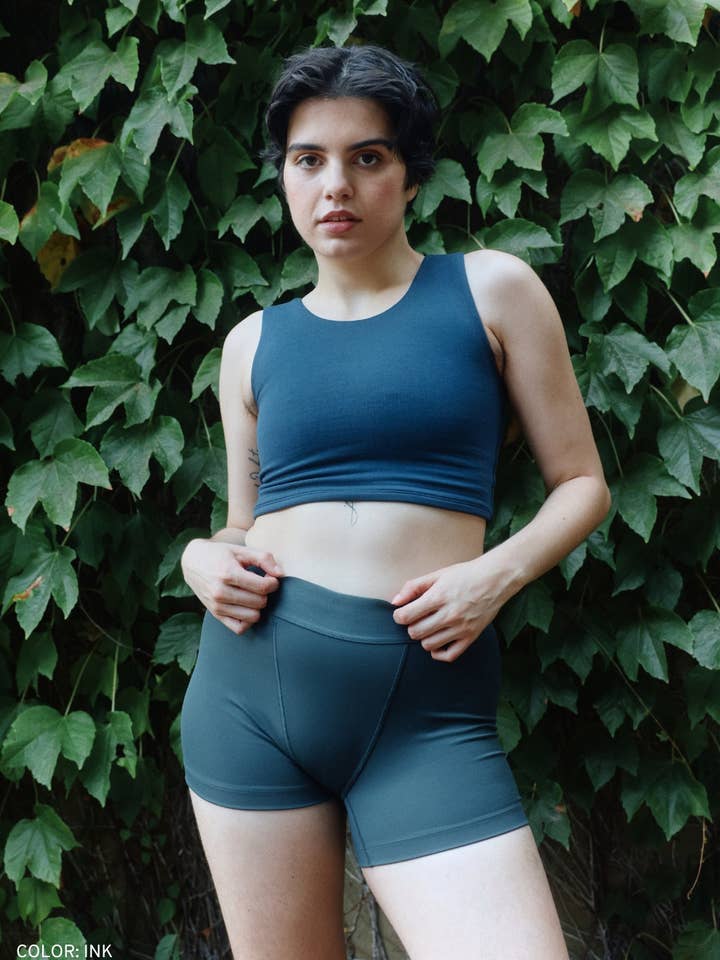 Urbody - Wholesale Athletic Top - Women's - Half Tank Cotton Compression Top